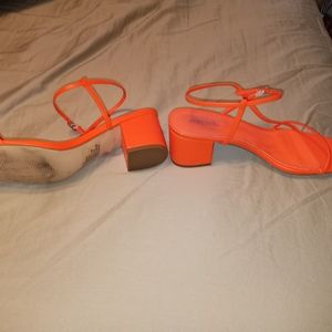 Both pairs for $30 or $20 each pair .asking it 40